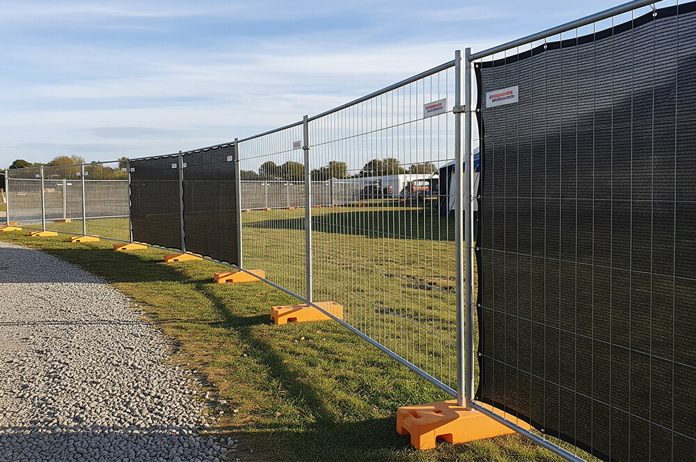 Temporary fencing solutions for events and worksites